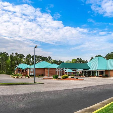 Days Inn By Wyndham Petersburg/South Fort Lee Bagian luar foto